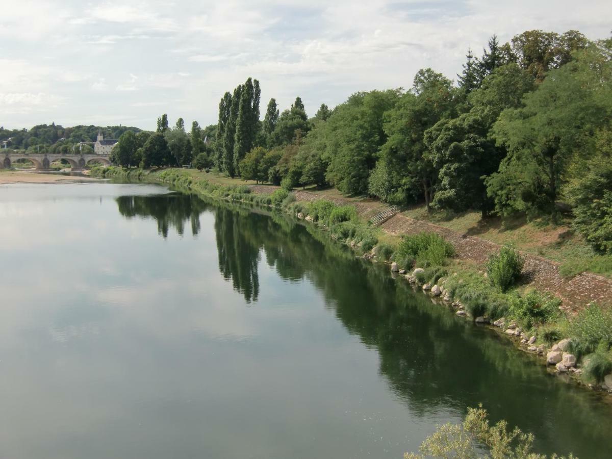 Git'Appart au bord de Loire Tours Extérieur photo